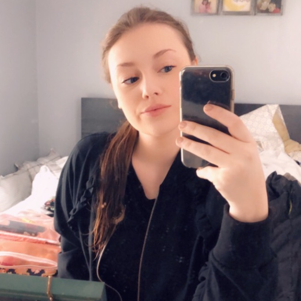 Meet your Posher, Hannah